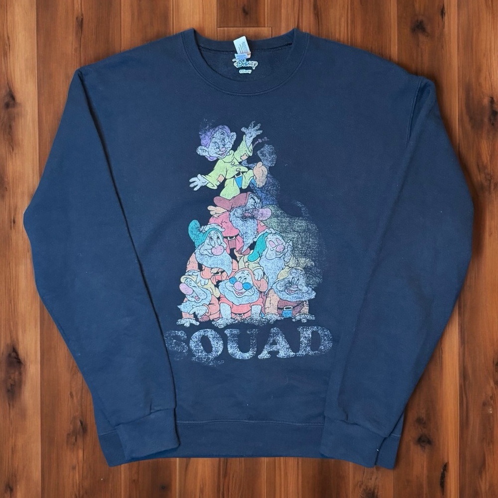 Snow White Crewneck Sweatshirt Men's M Black Seven Dwarfs Squad Graphic Disney‎